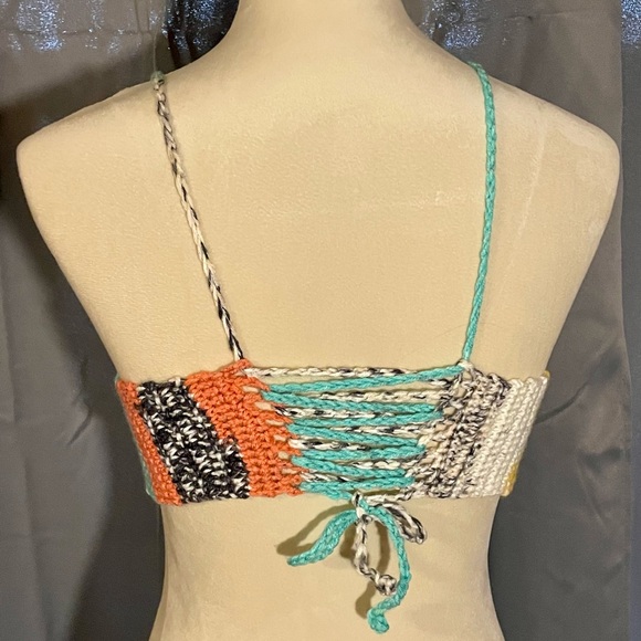 Painted Canyon Boho Beach Festival Halter Bikini Top Hand Crochet 

XSmall/Small - Picture 2 of 2